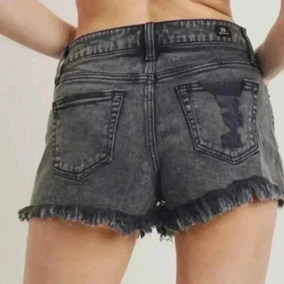 L.T.J  letter to juliet Frayed‎ Hem Denim Shorts XS Washed Black Distressed NWT - Picture 3 of 8